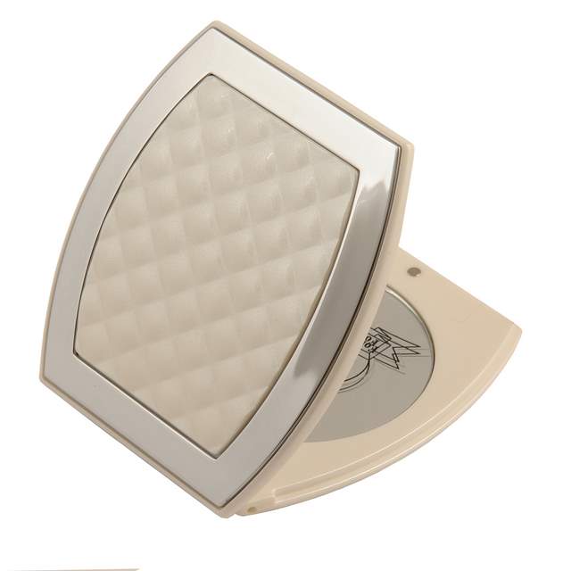 ������� NT 119 m PER/G WPearl&Gold ���������� 5-������� ����������